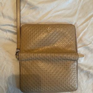 Tory Burch wallet